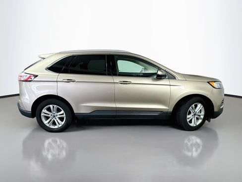 Used 2020 Ford Edge SEL w/ Convenience Package FWD image 8