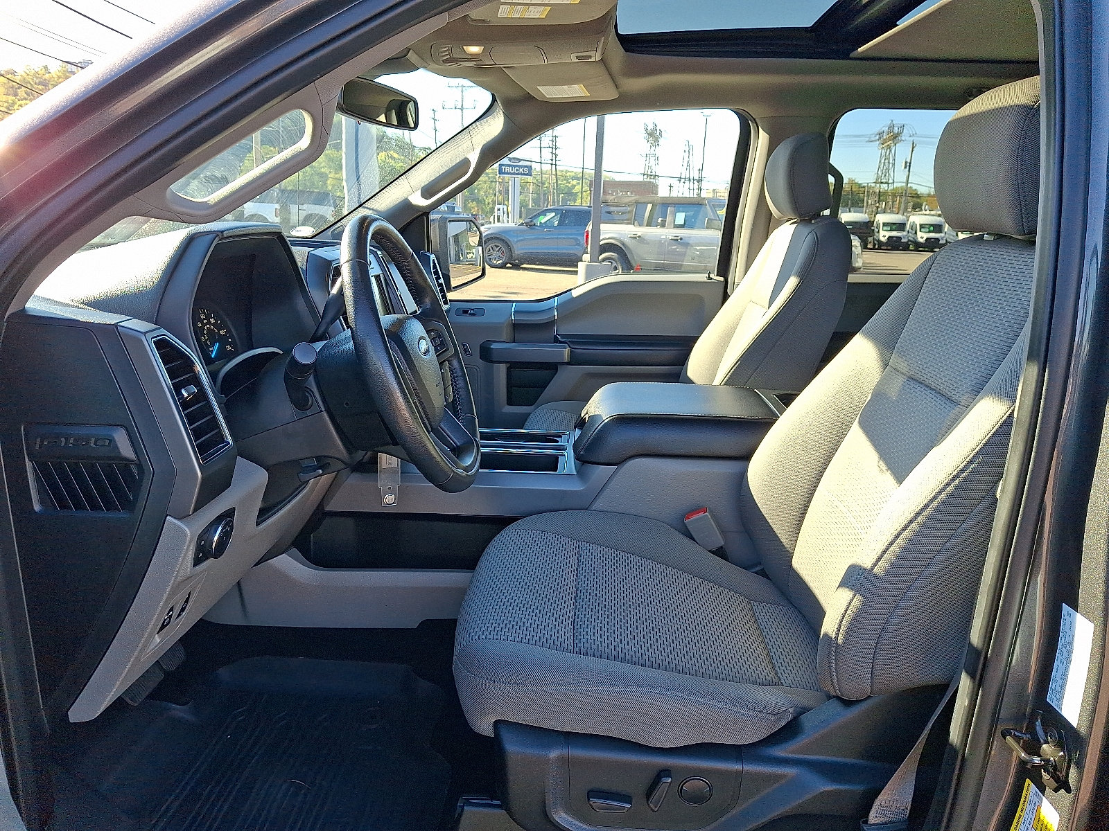 Used 2020 Ford F150 XLT w/ Equipment Group 302A Luxury AWD/4WD image 13