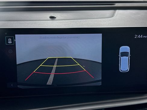 Used 2024 Kia Sorento S image 23