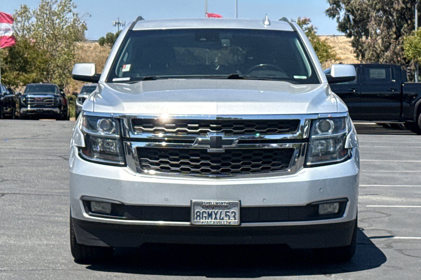 Used 2019 Chevrolet Suburban LT w/ Luxury Package AWD/4WD image 10