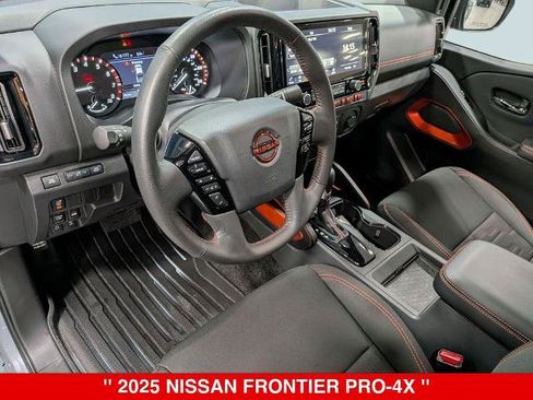 Certified 2025 Nissan Frontier PRO-4X AWD/4WD image 12