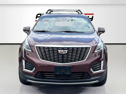 Used 2022 Cadillac XT5 Premium Luxury image 2