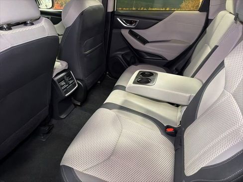 Used 2019 Subaru Forester Premium w/ Popular Package #1 AWD/4WD image 38