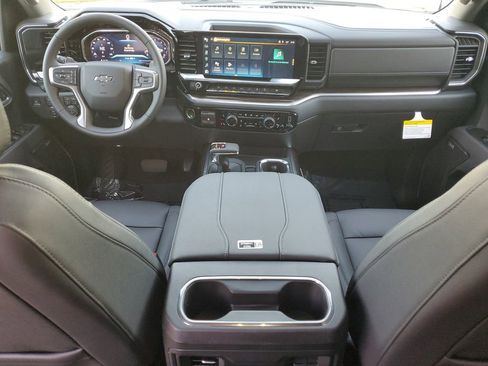 New 2026 Chevrolet Silverado 1500 RST w/ Dark Appearance Package image 11