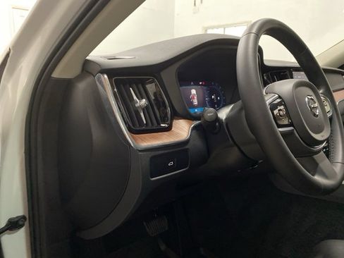 Used 2023 Volvo XC60 B5 Plus w/ Protection Package Premier image 16