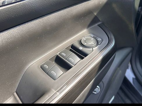 Used 2019 GMC Acadia SLT image 20