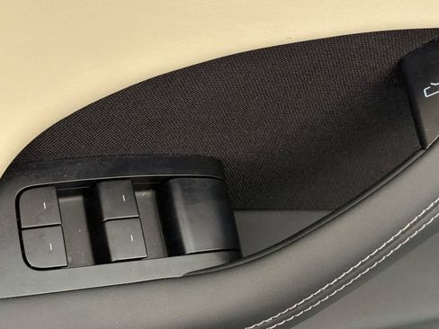 Used 2024 Tesla Model X image 13