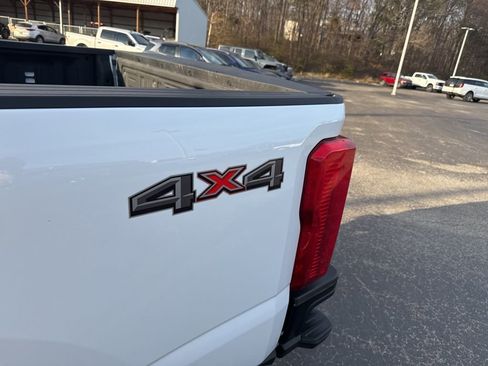 Used 2025 Ford F250 XL w/ XL Off-Road Package image 12