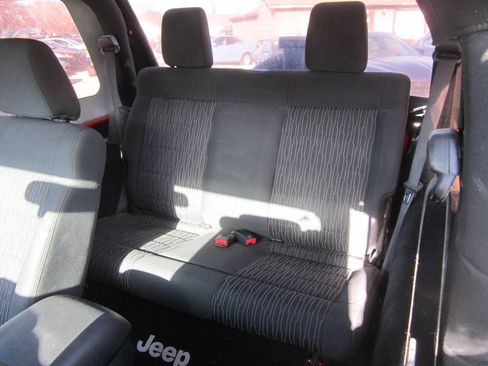 Used 2012 Jeep Wrangler Sport image 9