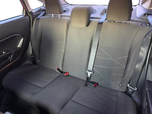 Used 2019 Ford Fiesta SE image 11