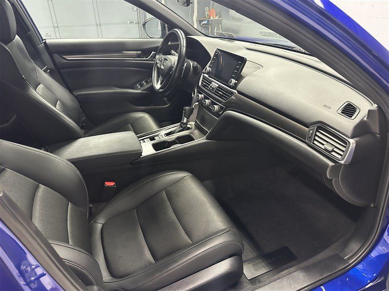 Used 2021 Honda Accord Sport image 11