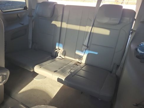 Used 2015 Chevrolet Tahoe LTZ image 12