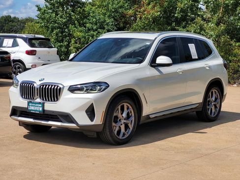 Used 2024 BMW X3 sDrive30i w/ Convenience Package image 3