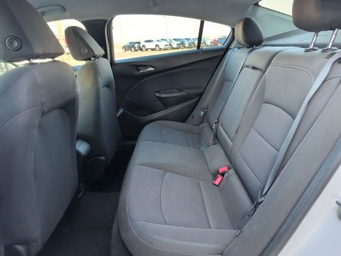 Used 2019 Chevrolet Cruze LT w/ LT Fleet Convenience Package image 19