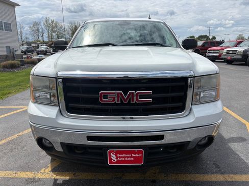 Used 2010 GMC Sierra 1500 SLE w/ Power Pack Plus AWD/4WD image 3
