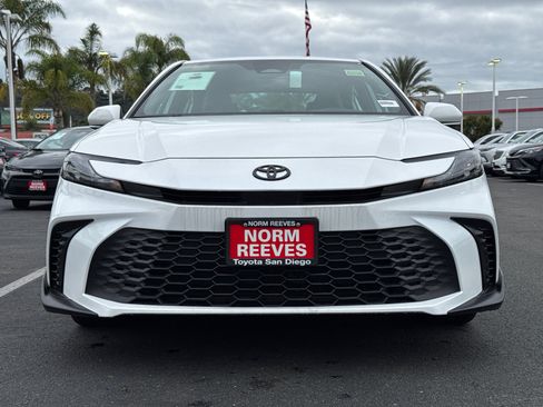 Certified 2026 Toyota Camry SE image 5