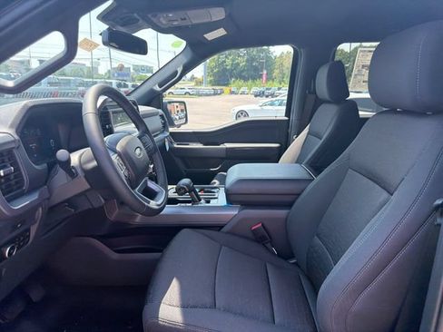New 2026 Ford F150 XLT w/ Equipment Group 302A MID AWD/4WD image 11