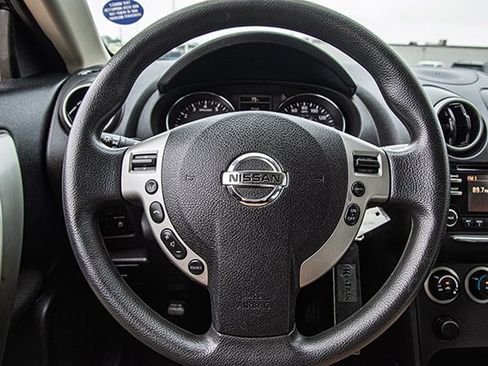Used 2015 Nissan Rogue S w/ Convenience Package FWD image 8