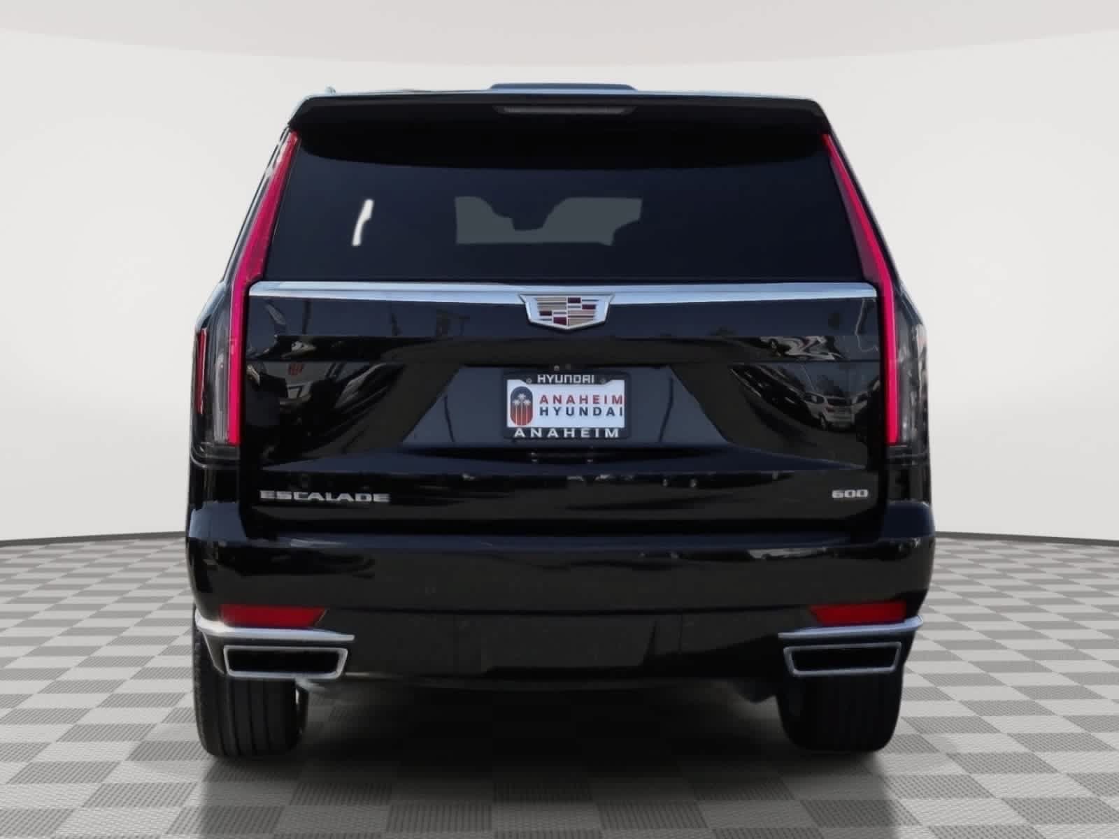 Used 2023 Cadillac Escalade ESV Premium Luxury Platinum AWD/4WD image 8
