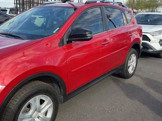 Used 2015 Toyota RAV4 LE video 2