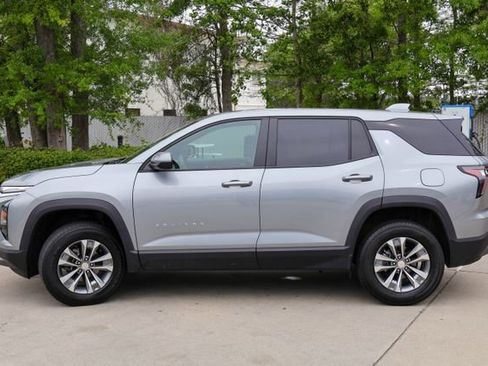 Certified 2025 Chevrolet Equinox LT FWD image 25