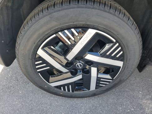 New 2026 Nissan Kicks SV image 8