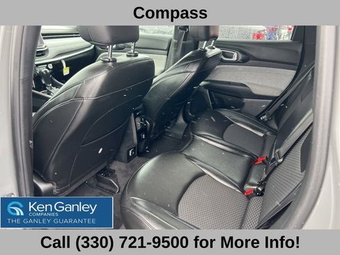 Used 2023 Jeep Compass Latitude image 47