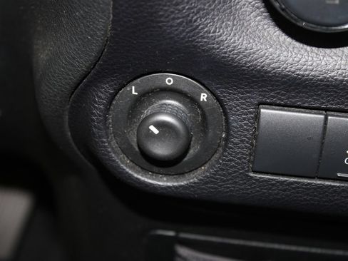 Used 2015 Jeep Wrangler Sport AWD/4WD image 38