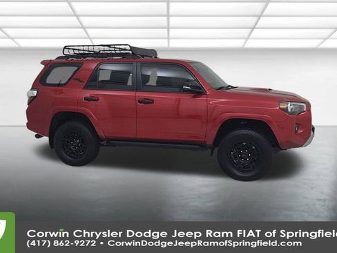 Used 2023 Toyota 4Runner TRD Off-Road Premium image 3