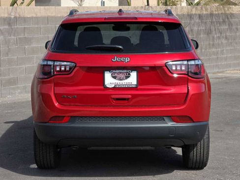New 2026 Jeep Compass Latitude AWD/4WD image 11