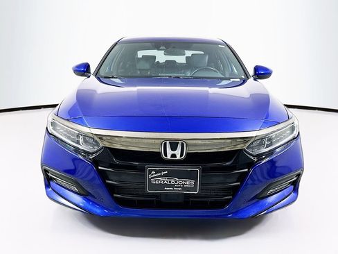 Used 2018 Honda Accord Sport image 5