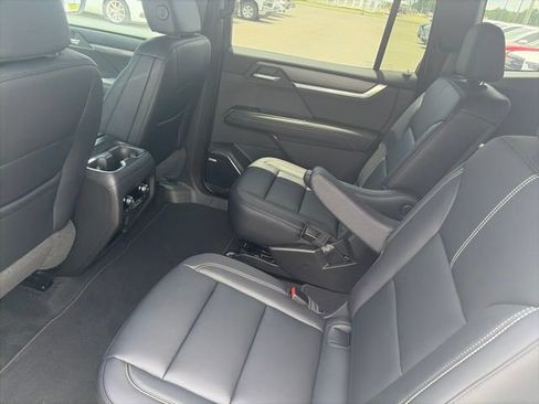 New 2026 GMC Acadia Elevation w/ Black Edition AWD/4WD image 11
