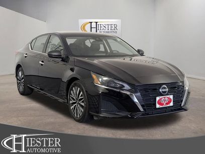 Used 2024 Nissan Altima 2.5 SV