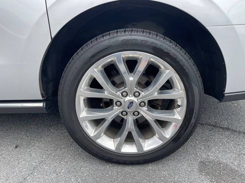 Used 2018 Ford Expedition Max Limited w/ Equipment Group 302A AWD/4WD image 12