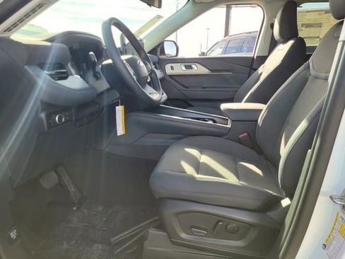 New 2026 Ford Explorer Active image 29