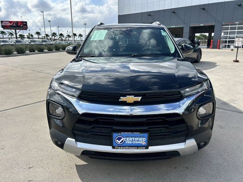 Used 2023 Chevrolet TrailBlazer LT w/ Convenience Package image 2