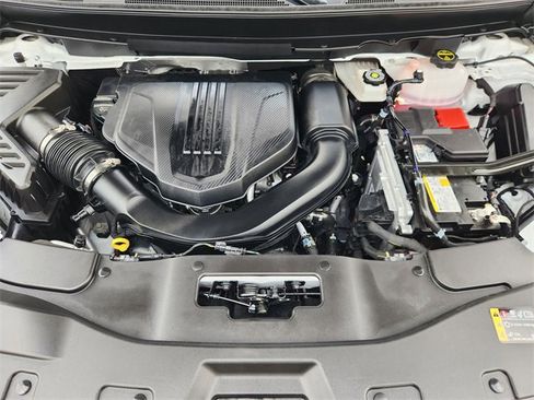 Used 2025 GMC Acadia Elevation image 32