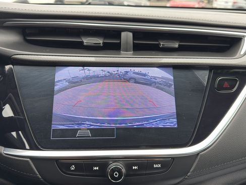 Used 2022 Buick Encore GX Essence FWD image 16