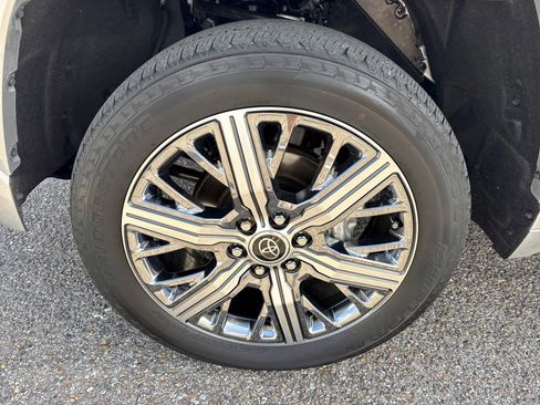 Used 2024 Toyota Tundra Capstone image 10