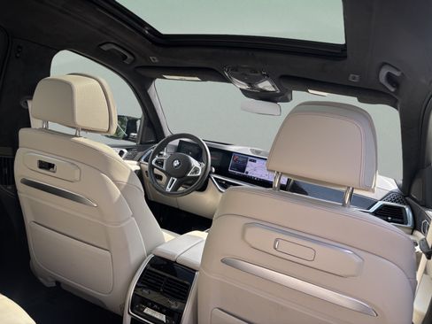 Used 2026 BMW X7 M60i AWD/4WD image 29
