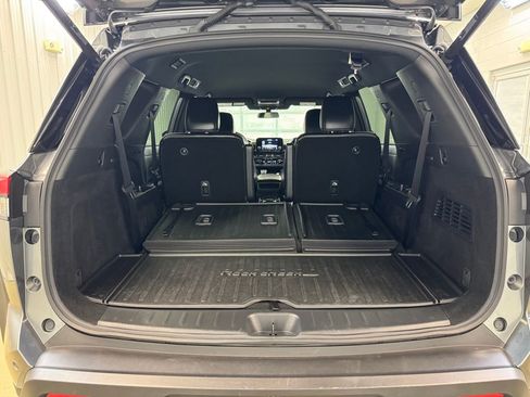 Used 2025 Nissan Pathfinder Rock Creek AWD/4WD image 22