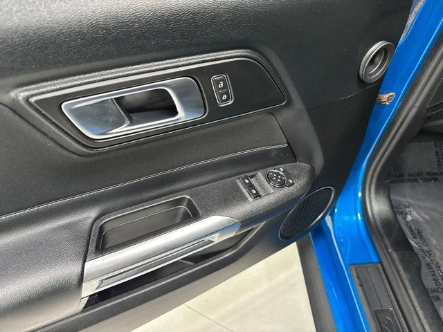 Used 2021 Ford Mustang GT RWD image 8