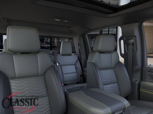 New 2026 Chevrolet Silverado 2500 ZR2 AWD/4WD image 27