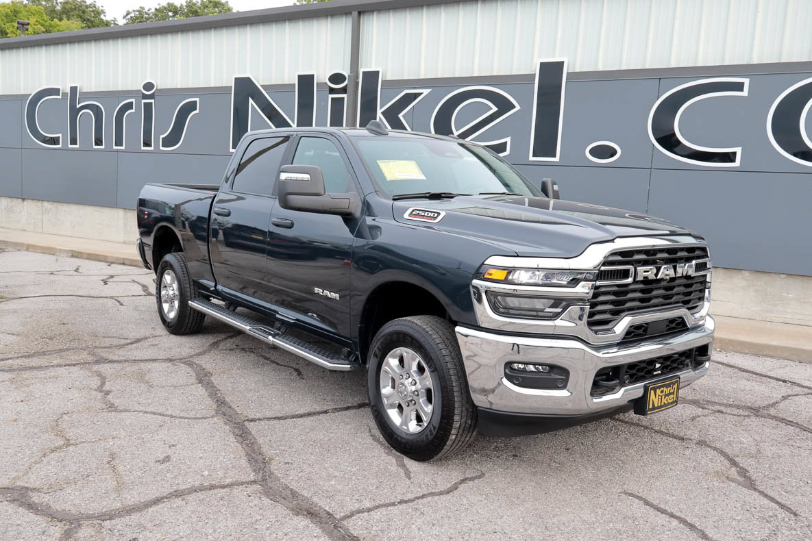 Used 2026 RAM 2500 Big Horn AWD/4WD image 1