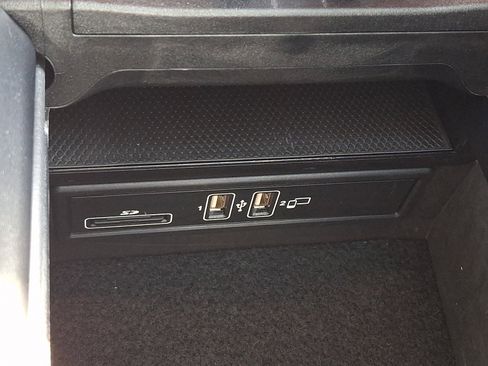 Used 2021 Mercedes-Benz C 300 4MATIC Sedan image 28