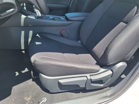 New 2025 Nissan Sentra S image 10