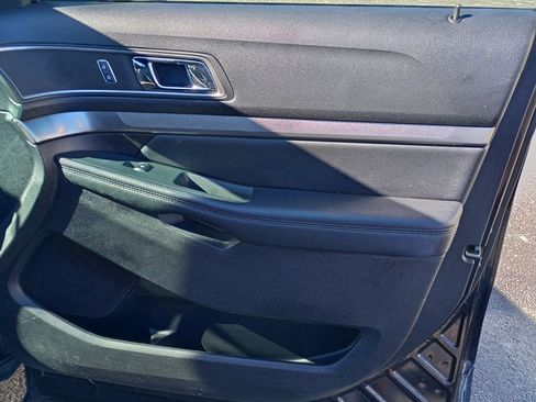 Used 2019 Ford Explorer XLT w/ Class III Trailer Tow Package image 22