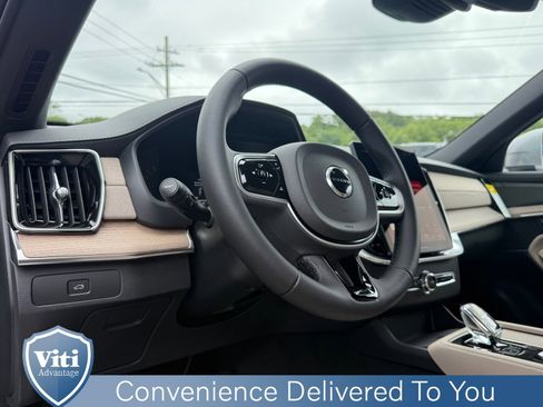 New 2026 Volvo XC90 B5 Plus image 12