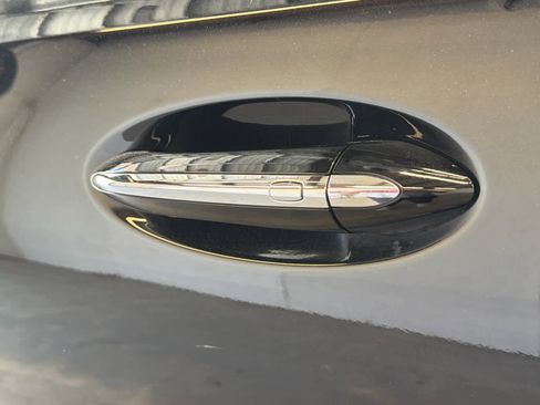 Used 2024 Buick Encore GX Avenir w/ Avenir Convenience Package FWD image 13