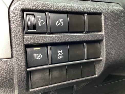 Certified 2024 Toyota Tacoma SR5 image 25